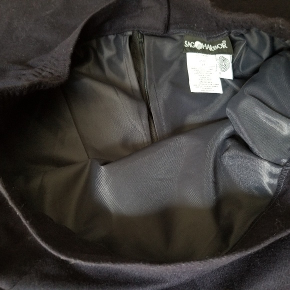 Sag Harbor Wool Skirt - Picture 7 of 8